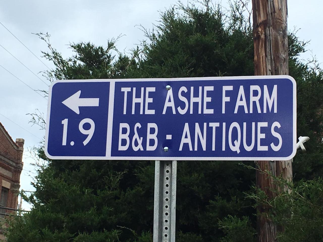 Bed and Breakfast The Ashe Farm Marshall Exterior foto