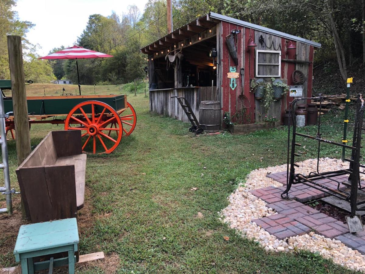 Bed and Breakfast The Ashe Farm Marshall Exterior foto